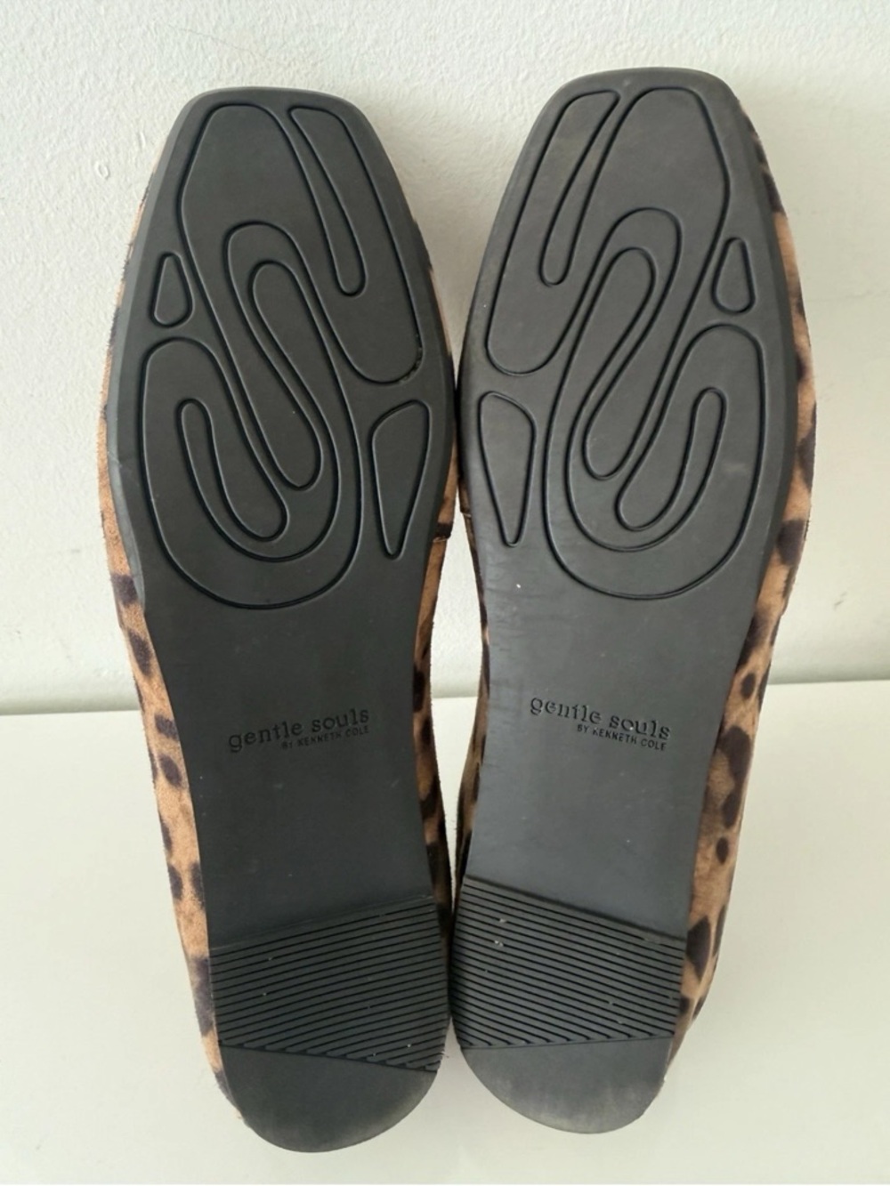 GENTLE SOULS by Kenneth Cole Sophia Slip-On Loafers Shoes Animal Print Sz 9 - Picture 6 of 6